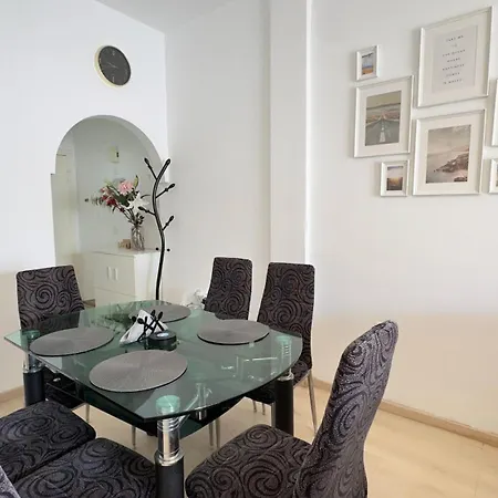 Hills 2bdr Seaside Makenzy Apartman Lárnaka